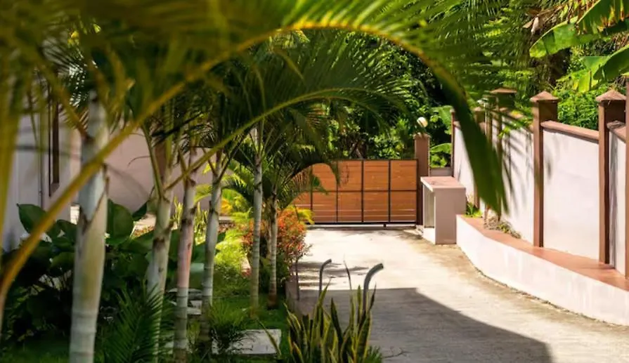 Misere 3Br Villa With Pool By Cliffhanger Villa